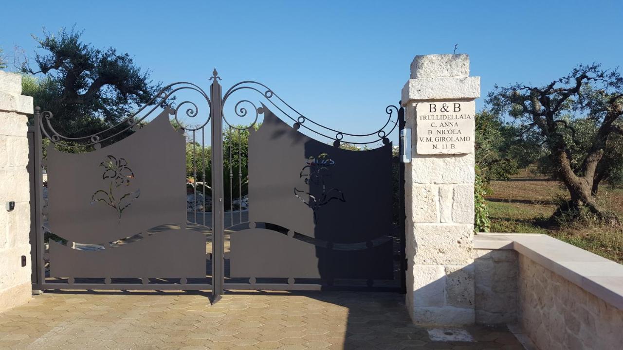 Trulli Dell'Aia Bed & Breakfast อัลเบโรเบลโล ภายนอก รูปภาพ