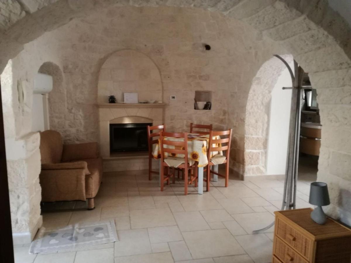 Trulli Dell'Aia Bed & Breakfast อัลเบโรเบลโล ภายนอก รูปภาพ
