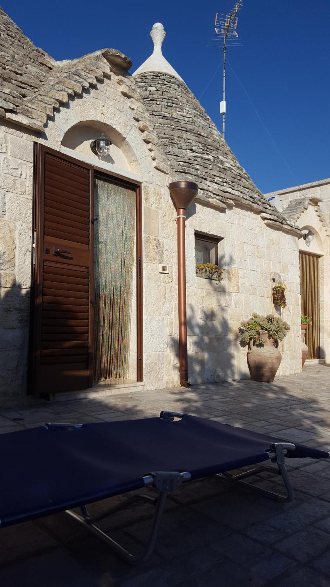Trulli Dell'Aia Bed & Breakfast อัลเบโรเบลโล ห้อง รูปภาพ